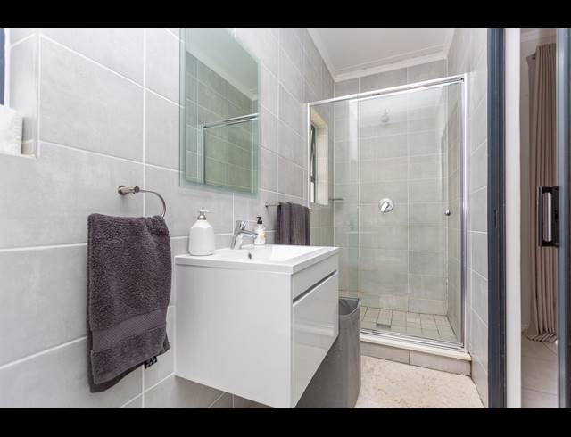 2 BEDROOM APARTMENT FOR SALE IN RICHWOOD